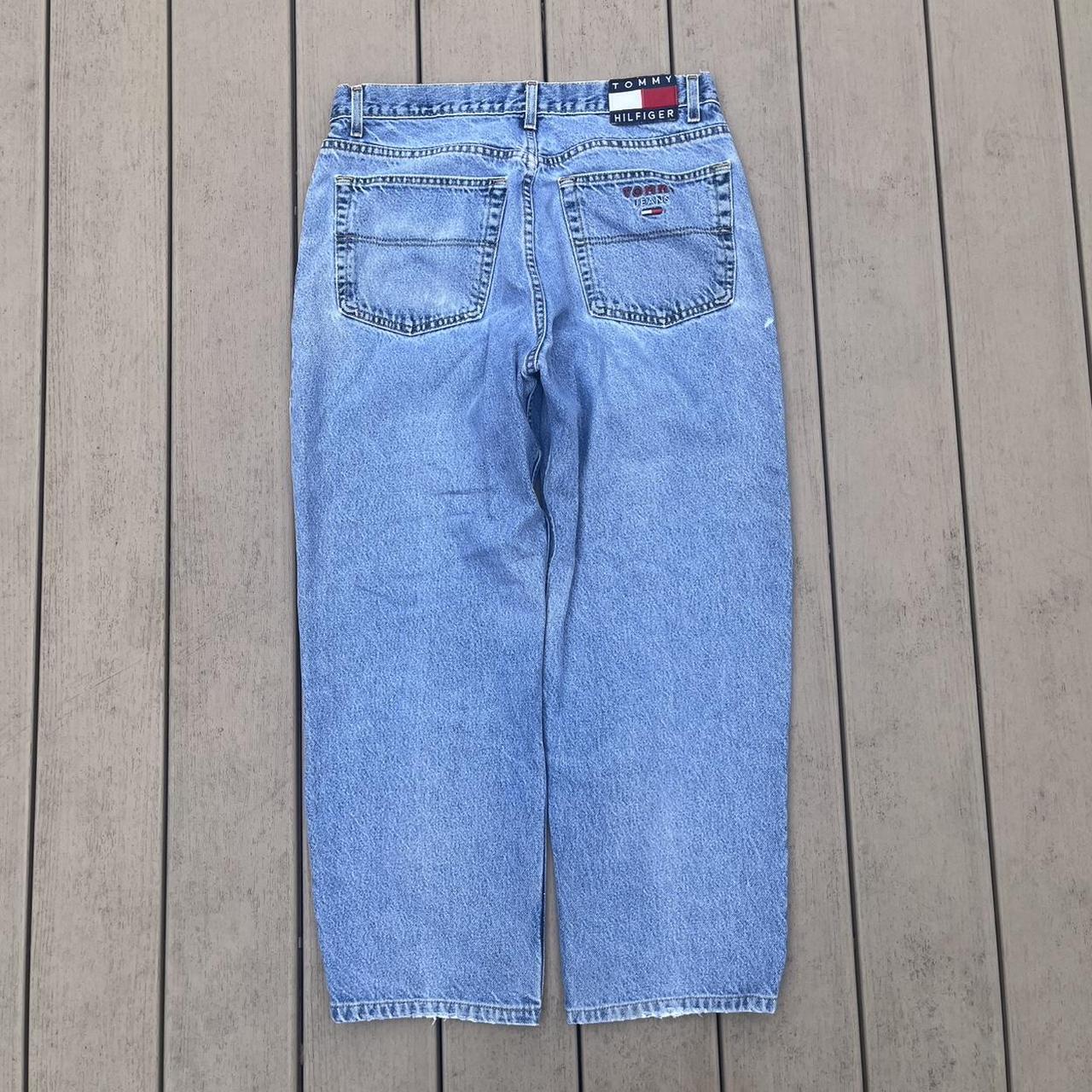 item listed by kredresell