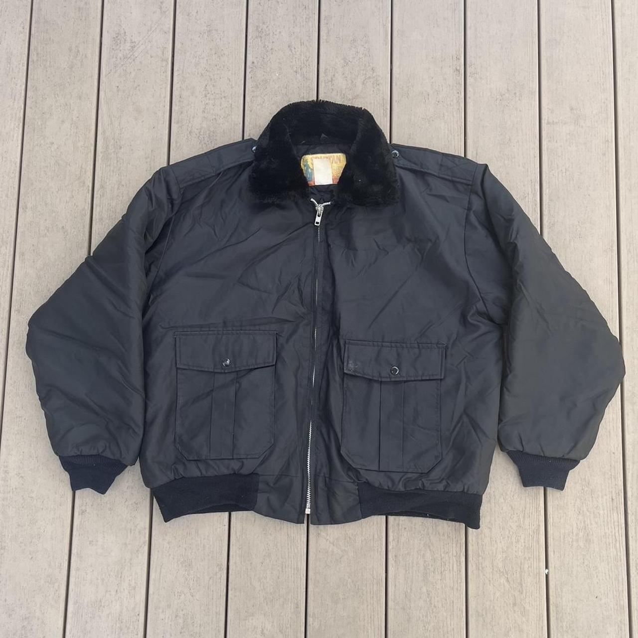 item listed by kredresell