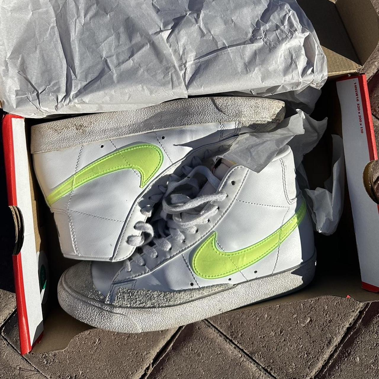 nike blazer mid 77 fluo