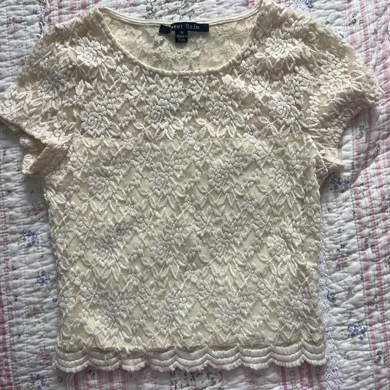 item listed by angelic_thrift_finds