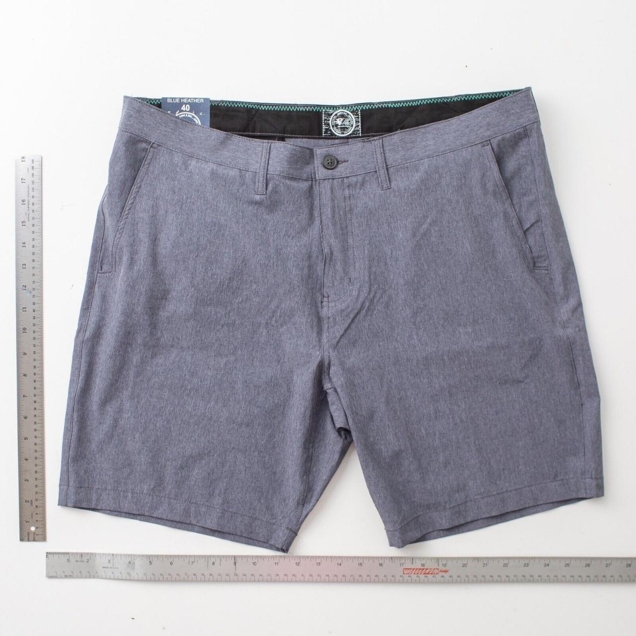 V46 2025 golf shorts