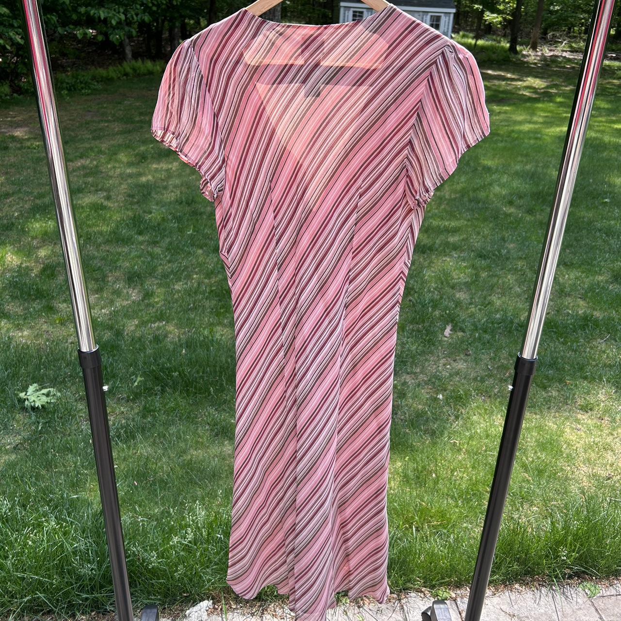 Beautiful 90s J.Jill dress. Size 8! In great... Depop