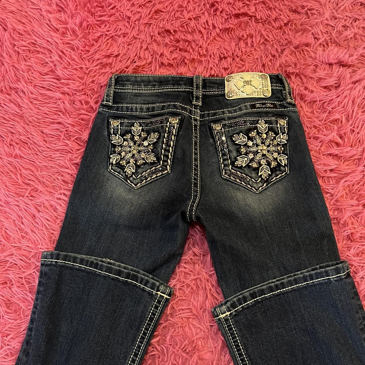 ADORABLE Y2k 2000s lowrise bootcut snowflake miss me... - Depop