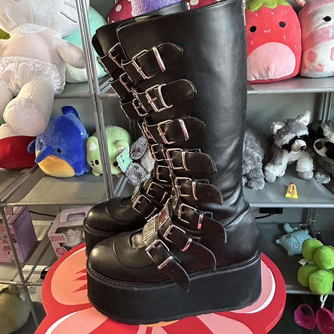 demonia swing 815