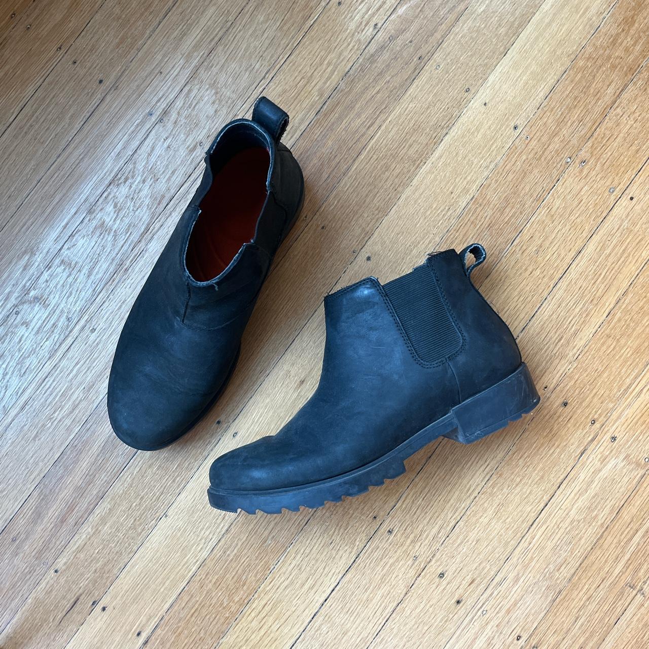 Sorel Women's Black Boots (2)