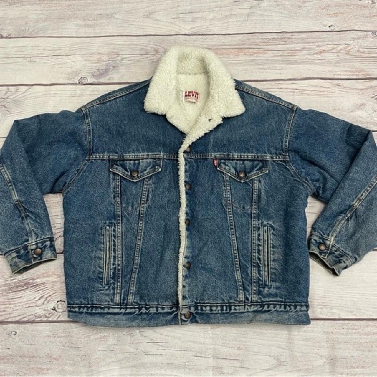 Levi’s Vintage 1980s Trucker Sherpa Jean Denim... - Depop