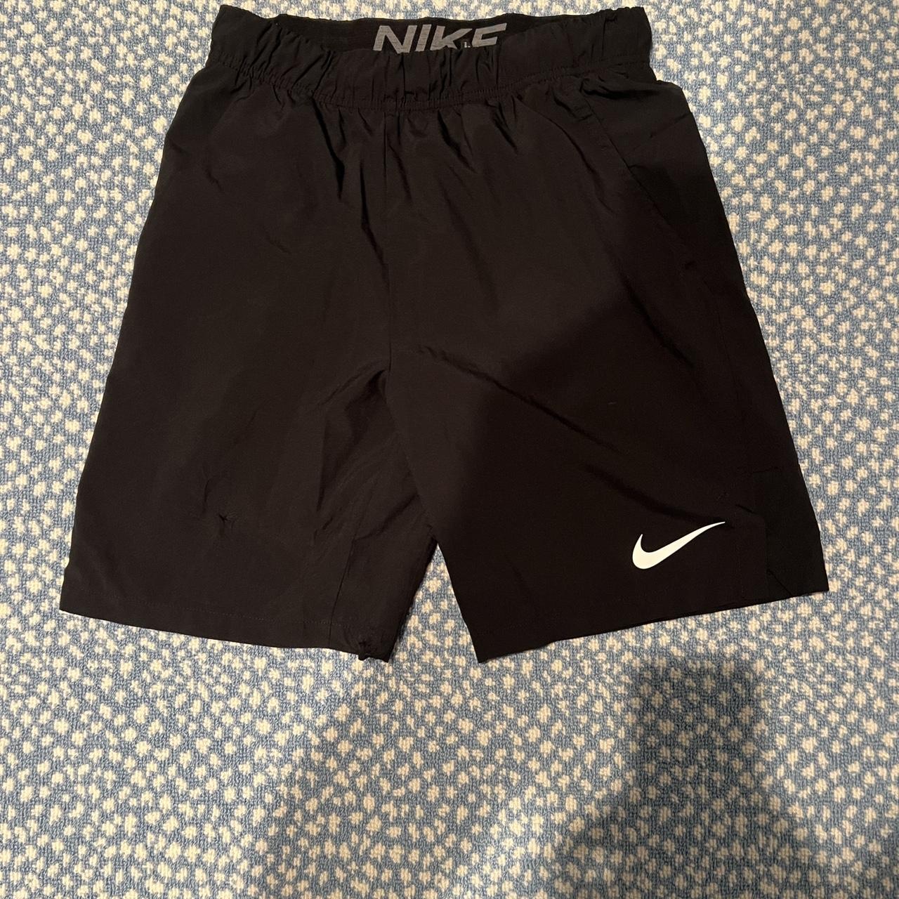 Nike Men's Black Shorts | Depop
