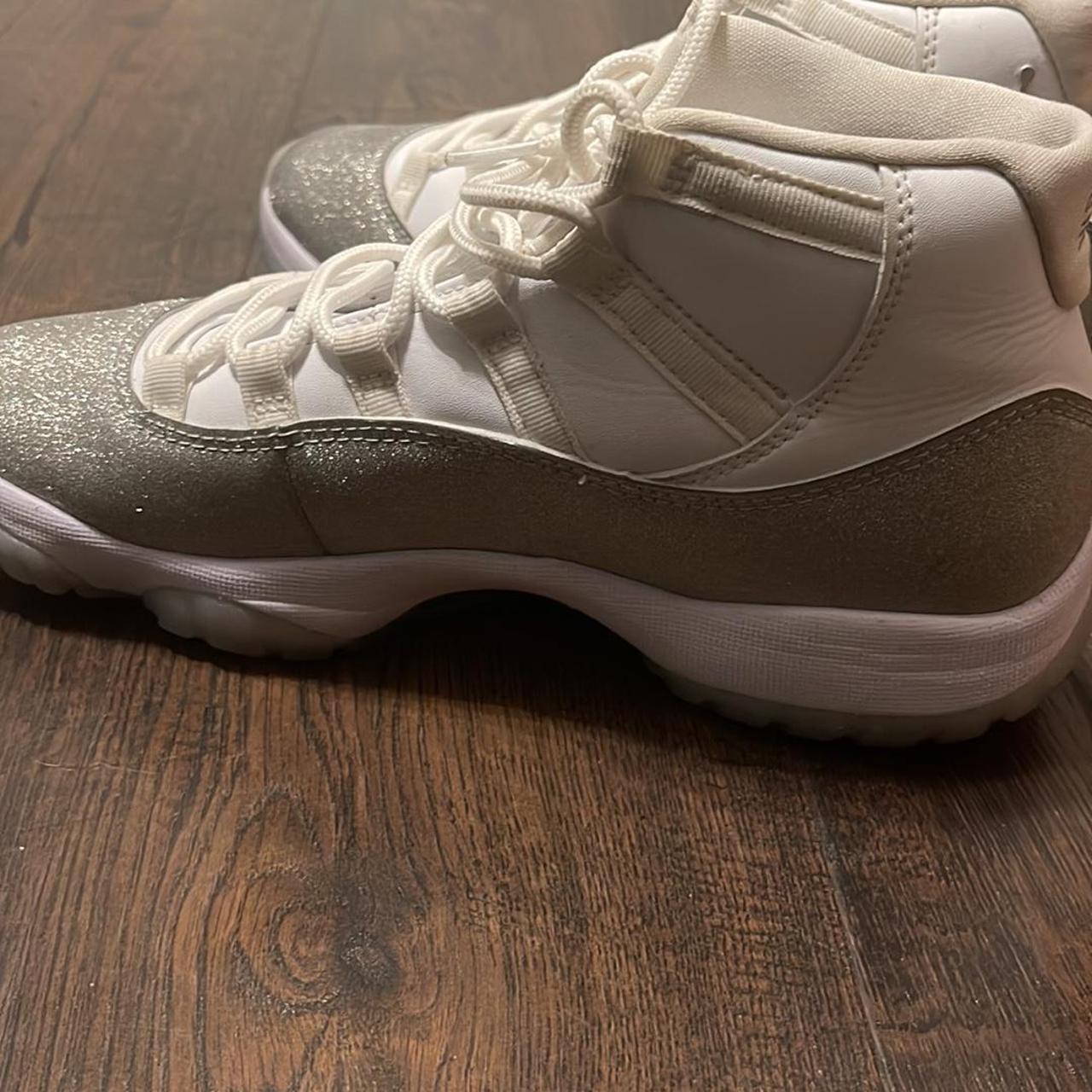 womens jordan 11 vast grey