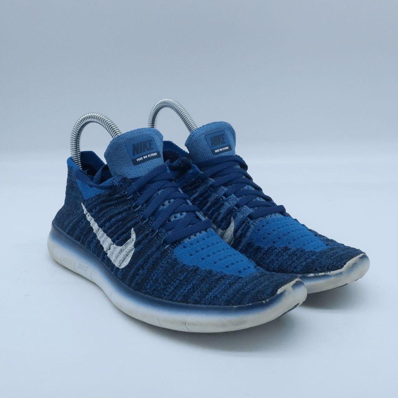 Nike free rn top size 8