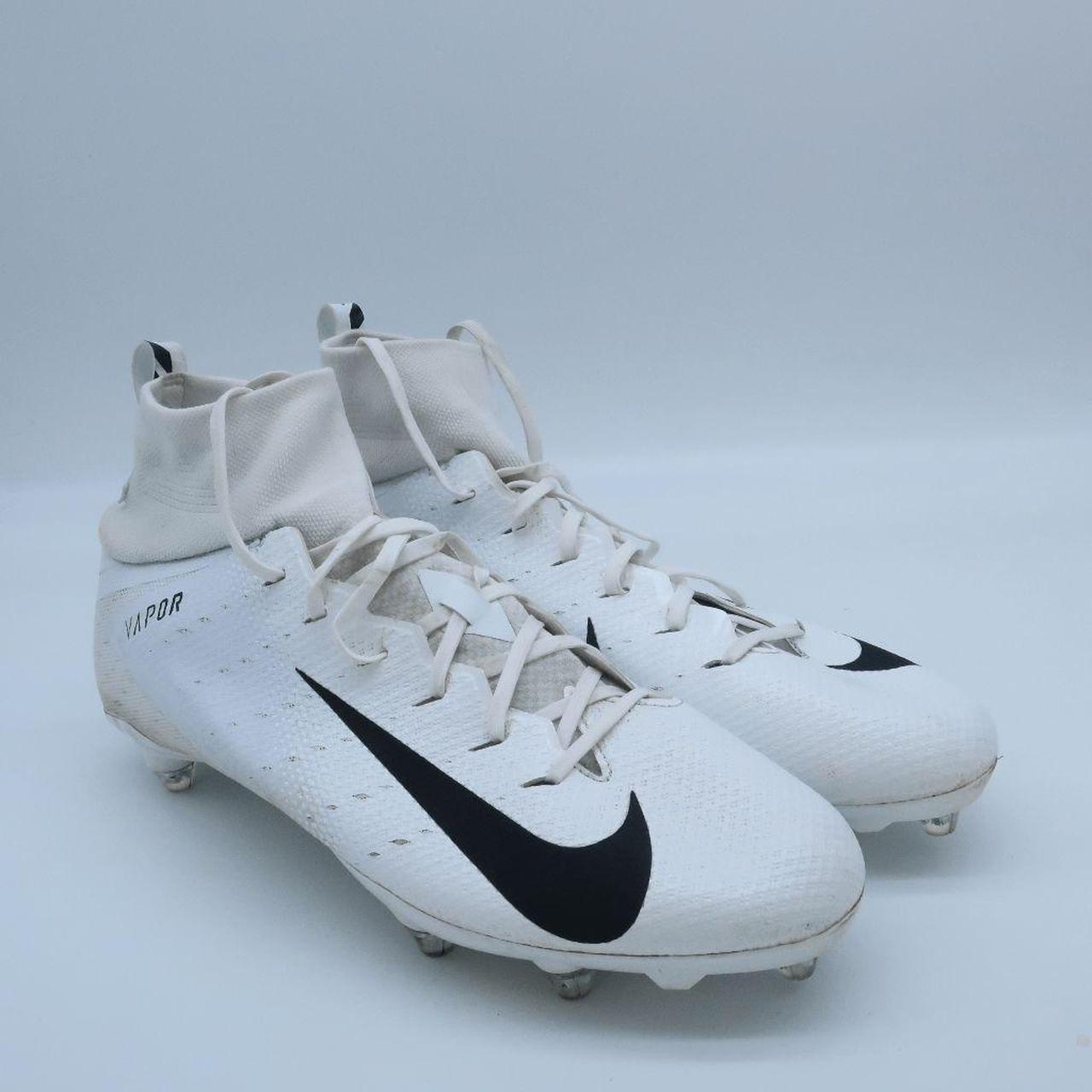 Nike Vapor store Untouchable Pro 3 D Football Cleats