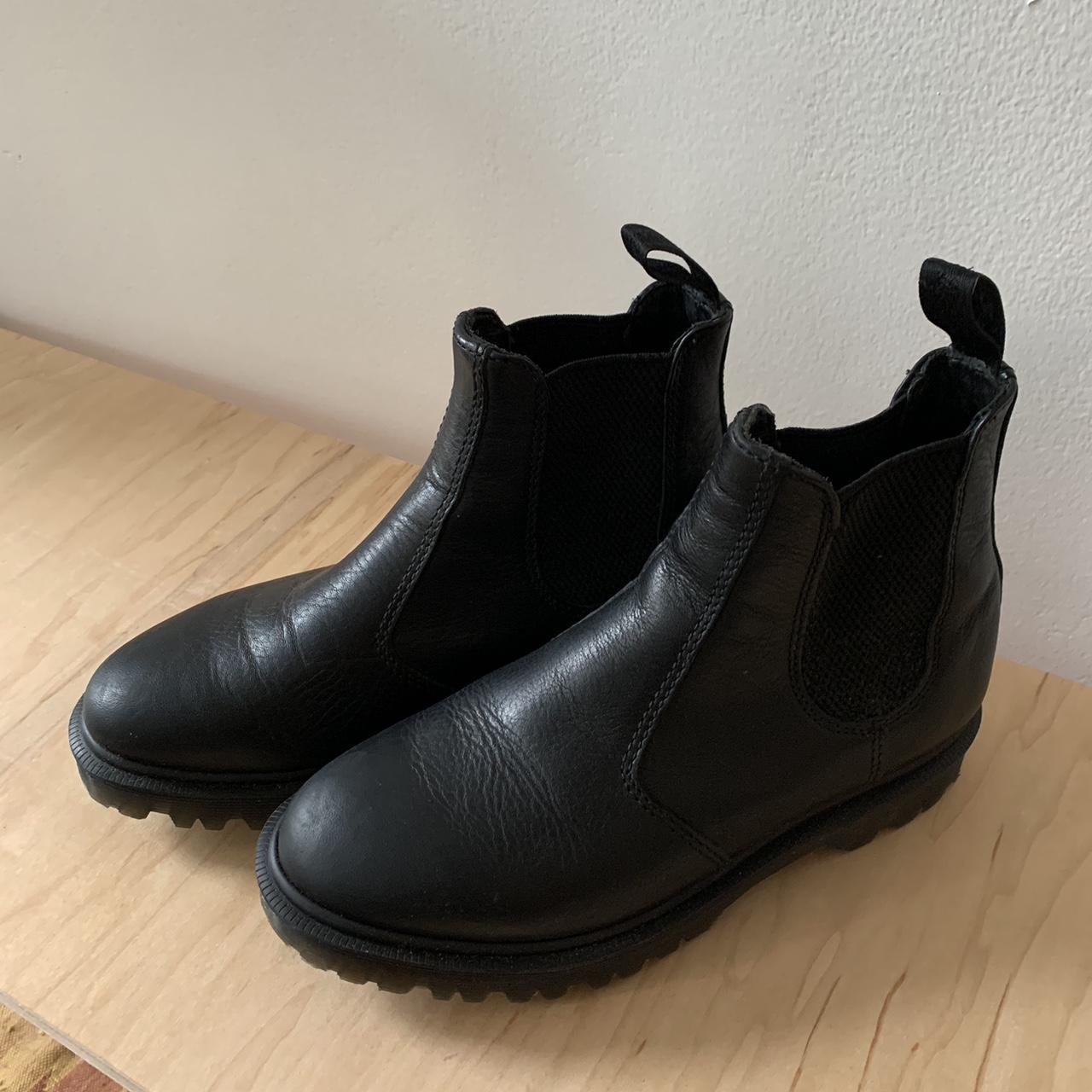 supportive fashion sneakers