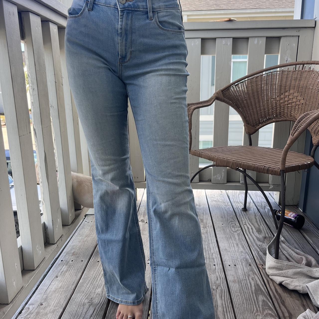 old navy boot cut jeans! Super stretchy material and... - Depop