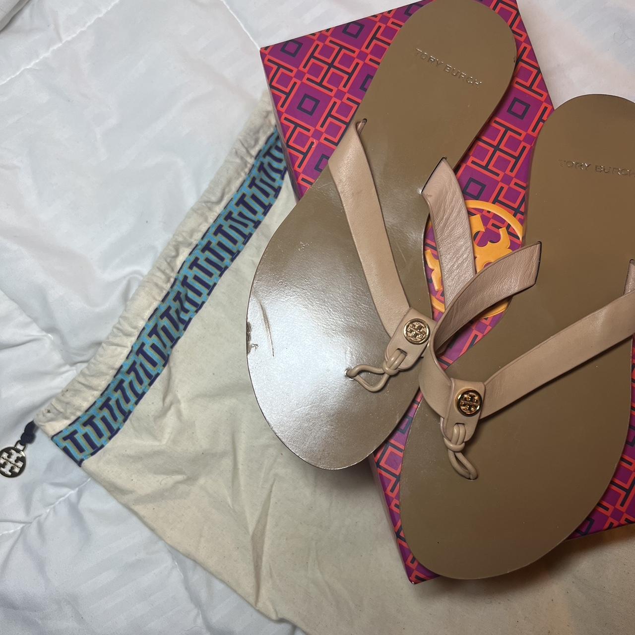 Tory burch manon hot sale flip flop