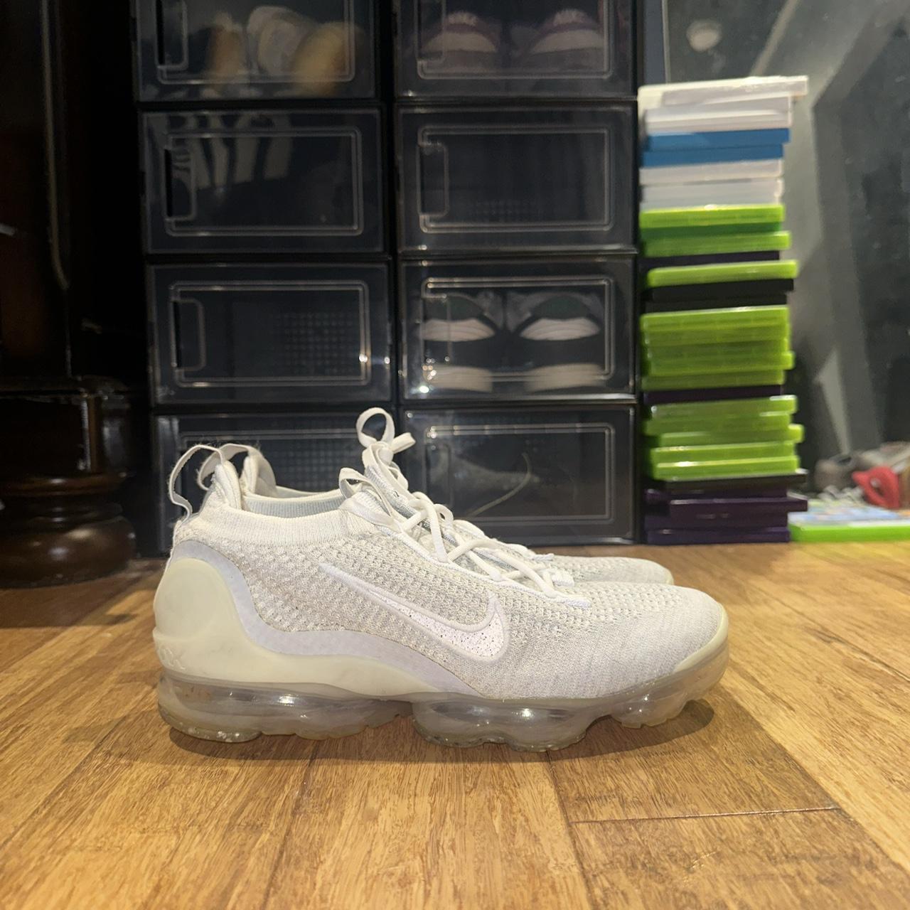 Vapormax triple white on sale womens