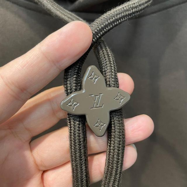 Small Louis Vuitton Zipper Pull Necklace Zipper - Depop