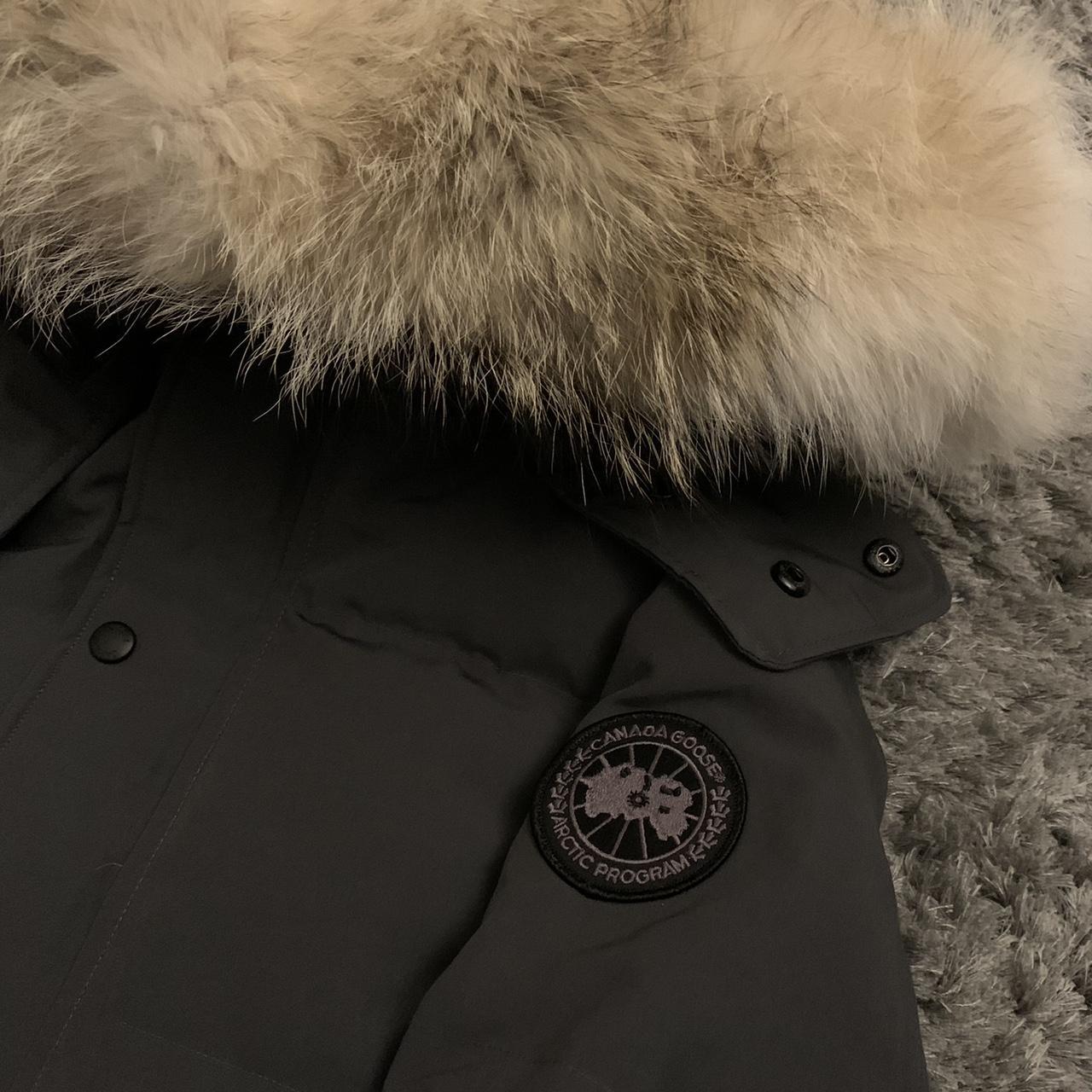 Canada Goose Wyndham Parka Graphite Black Label Depop