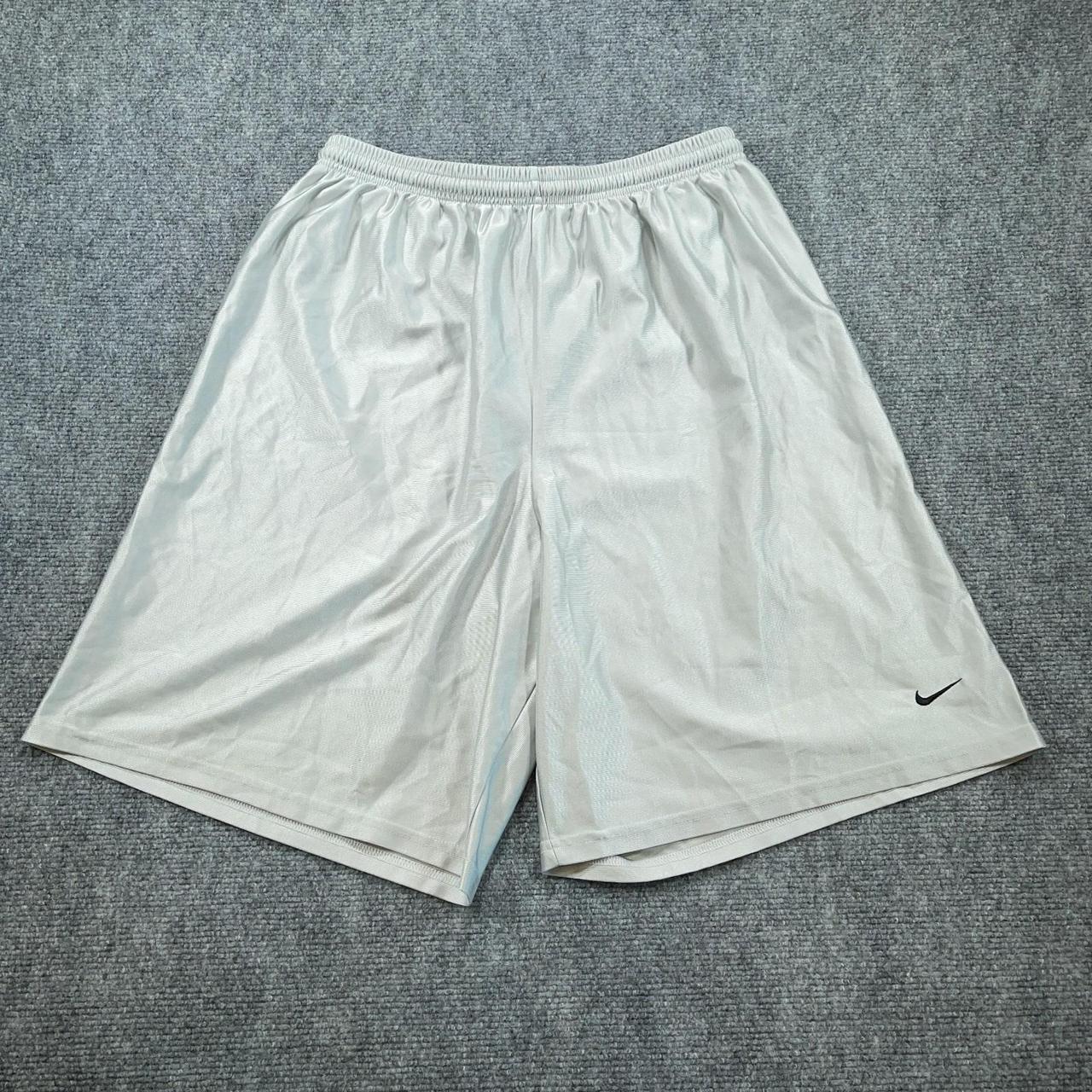Nike Men's Shorts - Grey - XL – VTG Nike Basketba… - image 2