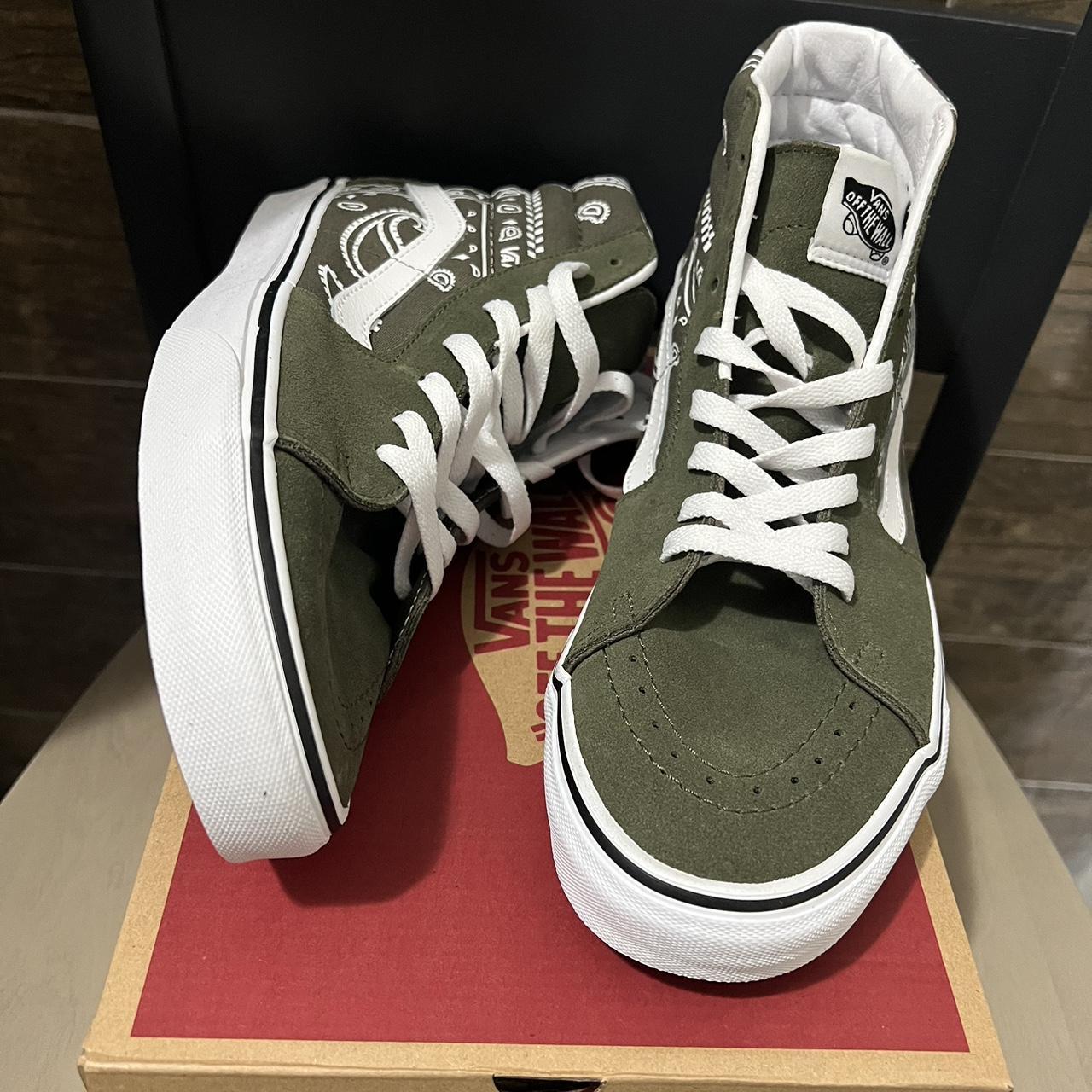 Vans Sk8 Hi Peace Paisley VANS Men Peace Paisley SK8-HI Black/White