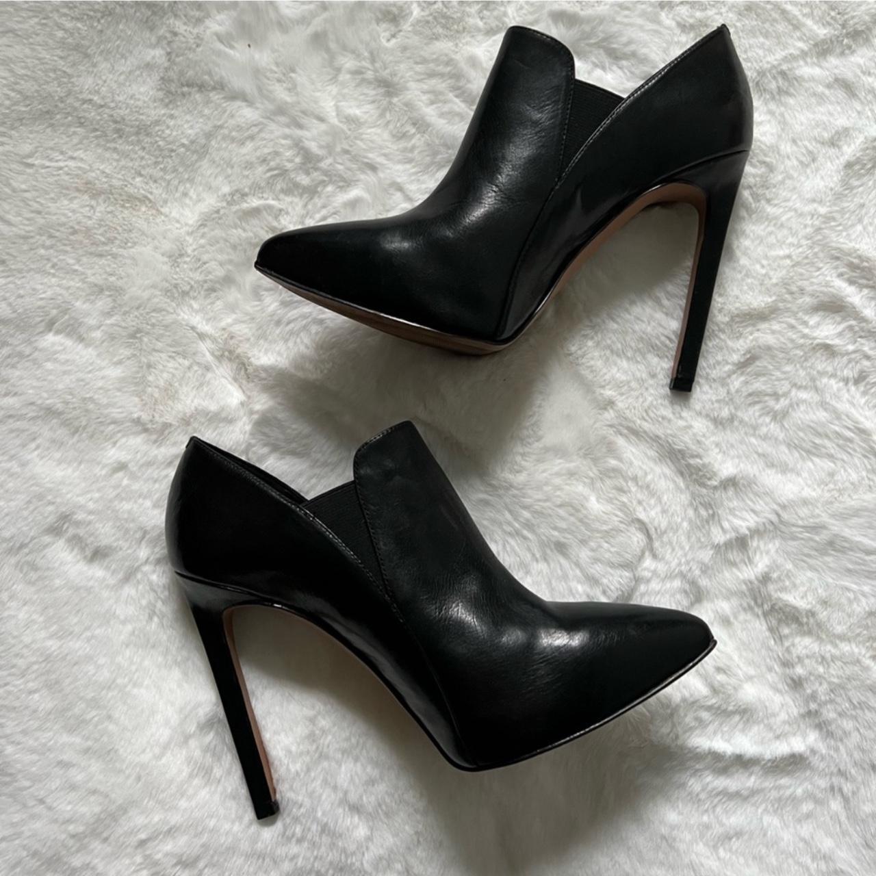 Nine west fifth store pointy toe pumps