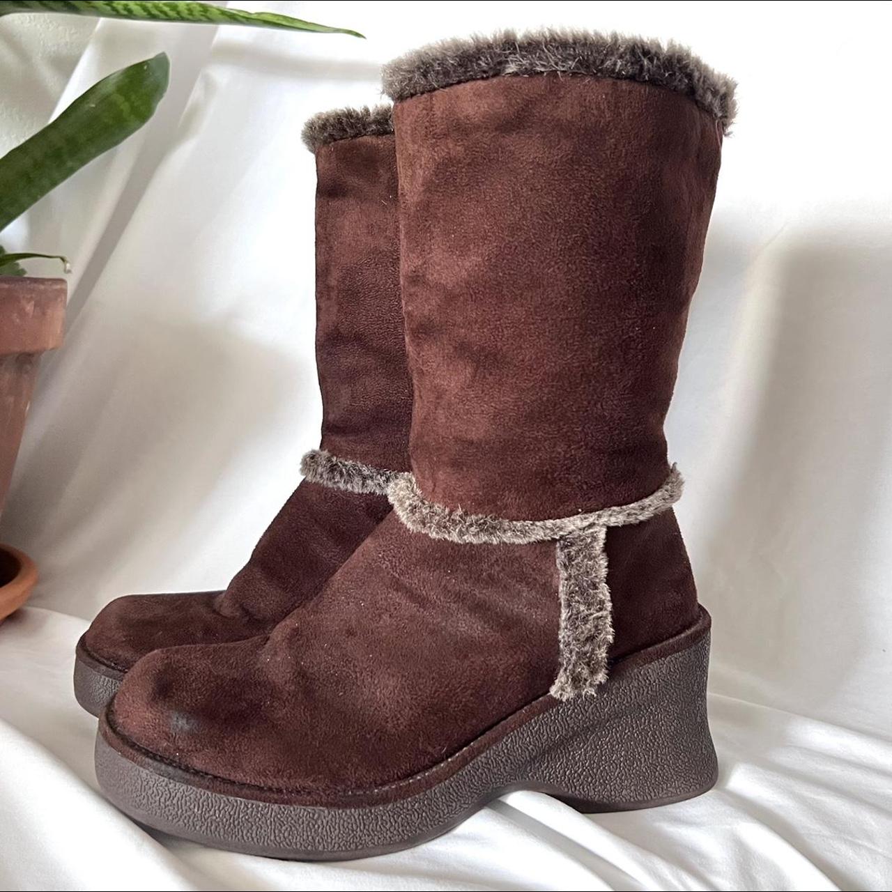 2000s Brown Platform Boots Faux suede and faux... - Depop