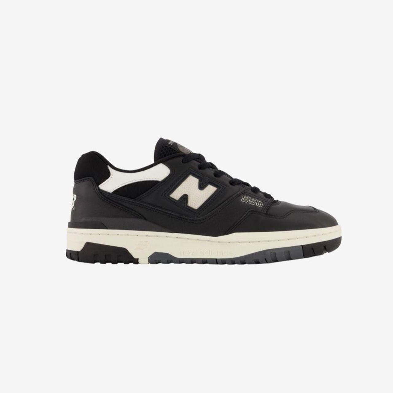 New Balance Women's Black and White Trainers