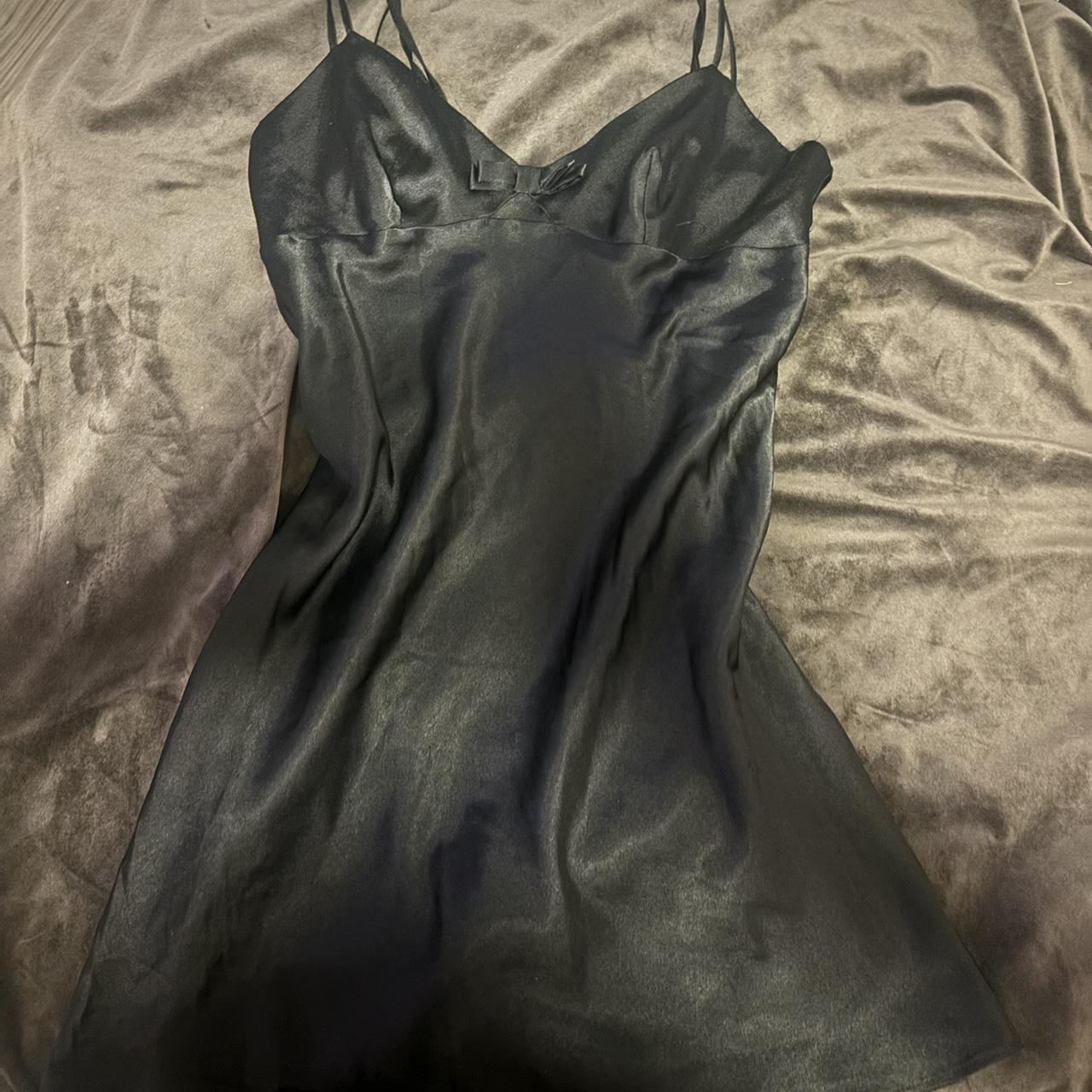 SOLD ON DEPOP Vintage silk slip by Victo deals