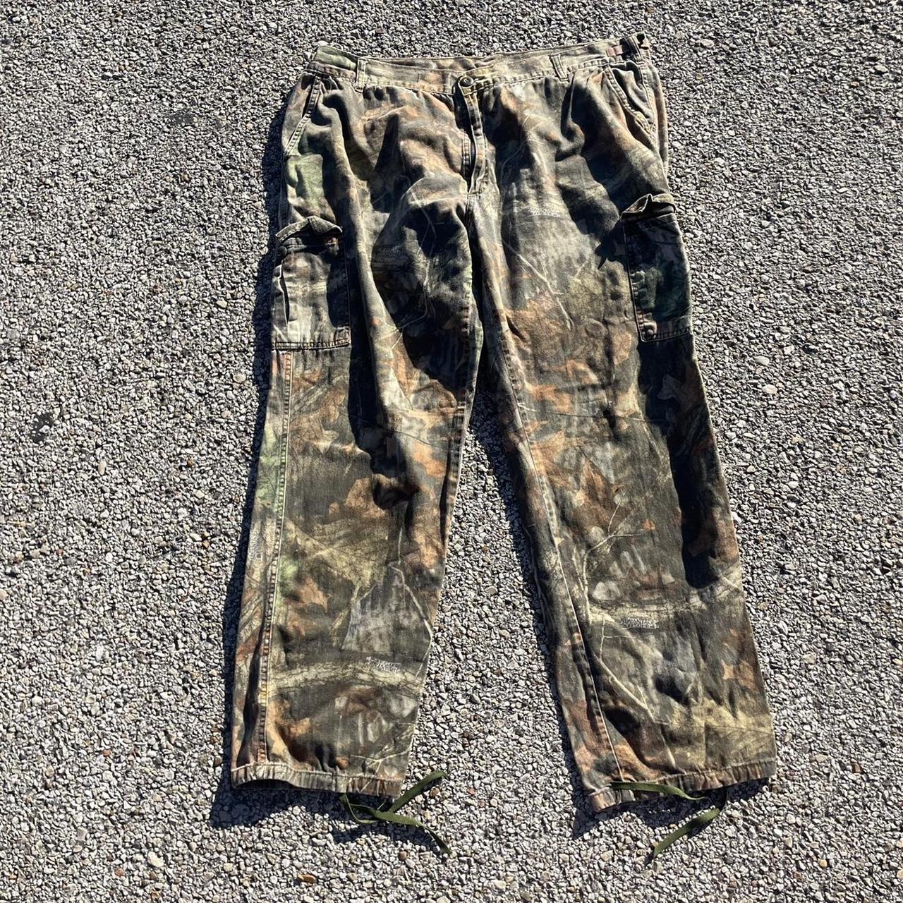 Y2K Baggy Camo Skate Pants, Size XL But Fit A 38x30,... Depop