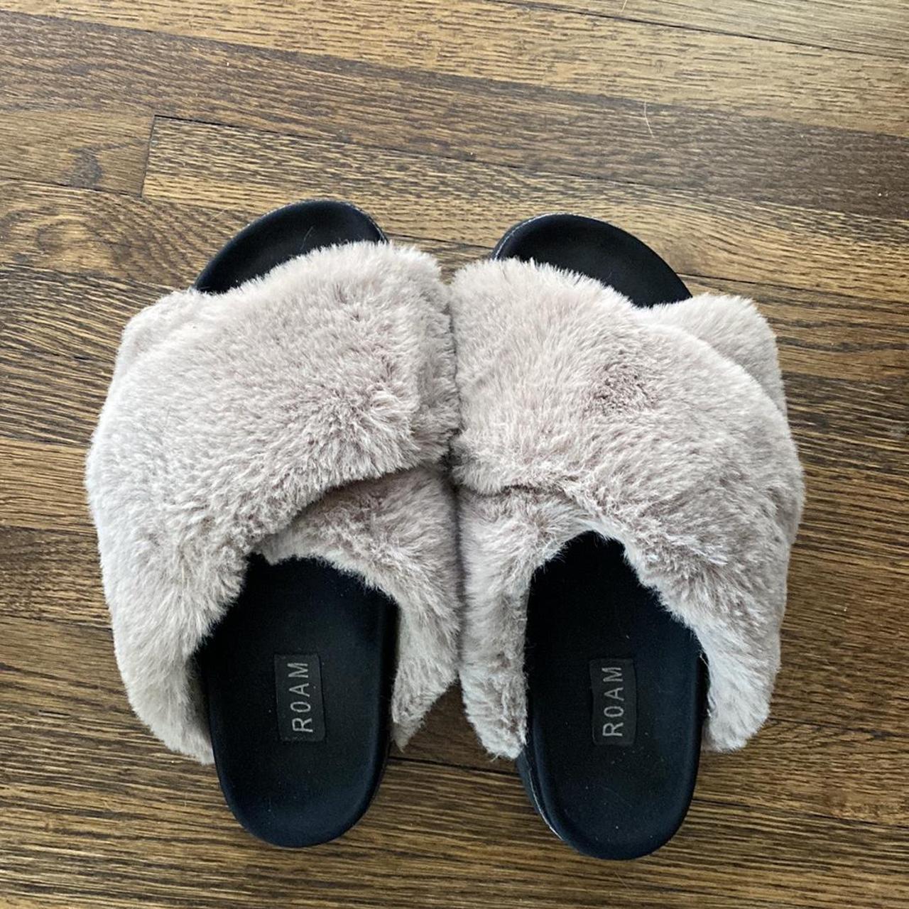 Roam faux best sale fur slides