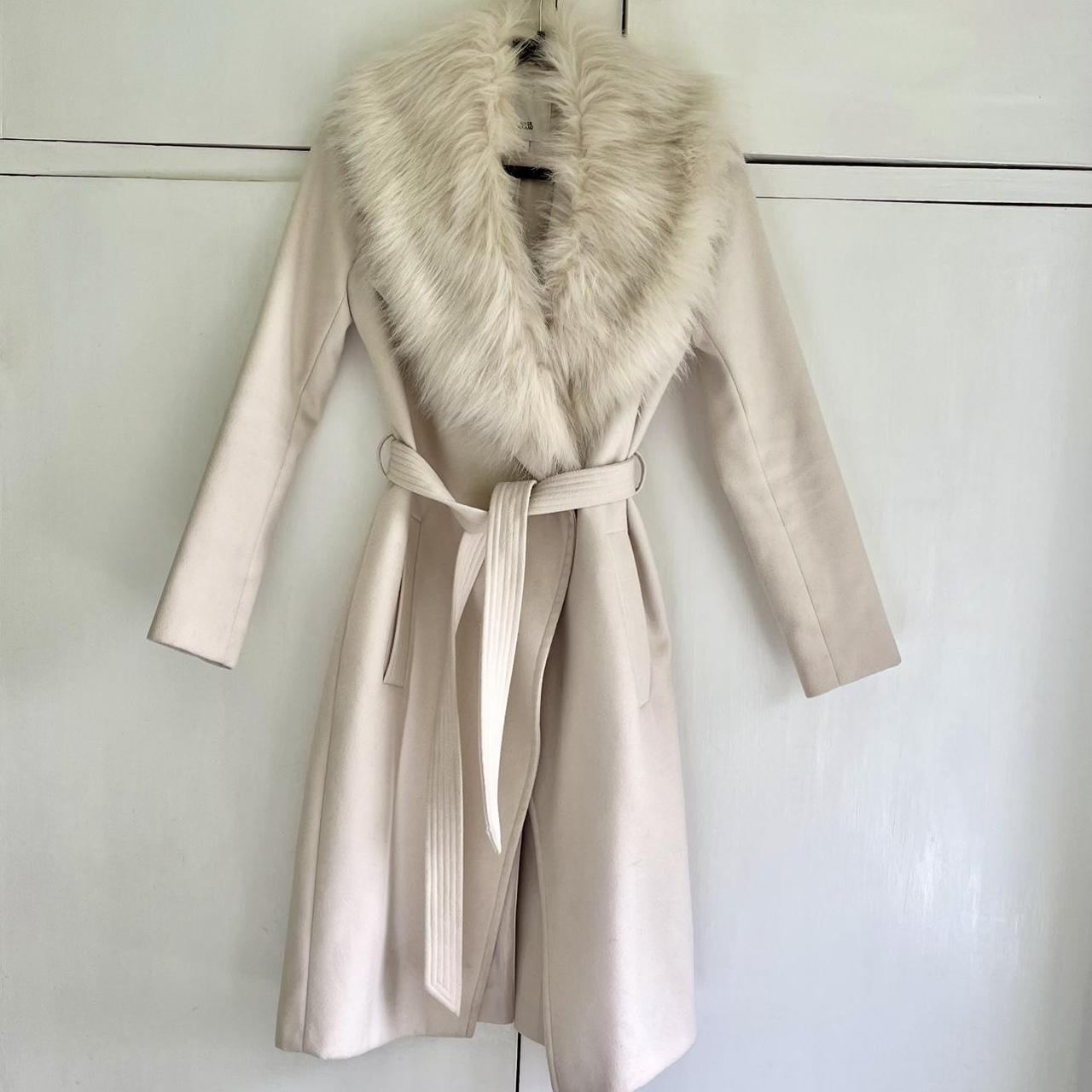 River Island Coat with removable fur collar. Too... - Depop