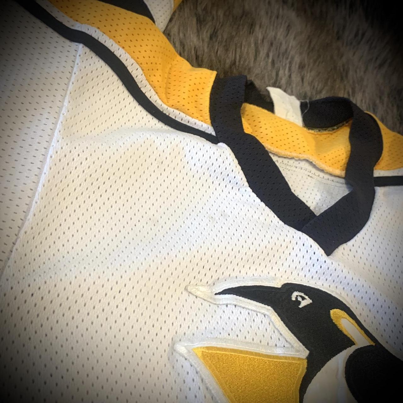 MODERN - PRE-OWNED - Pittsburgh Penguins vintage - Depop