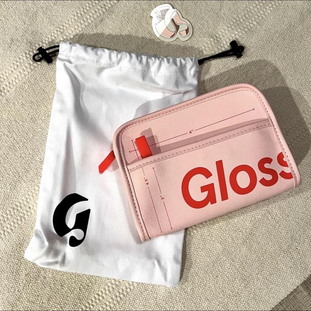 C3【未使用品】Glossier. MINI BEAUTY BAG ミニバッグ Mini Beauty Bag – Glossier