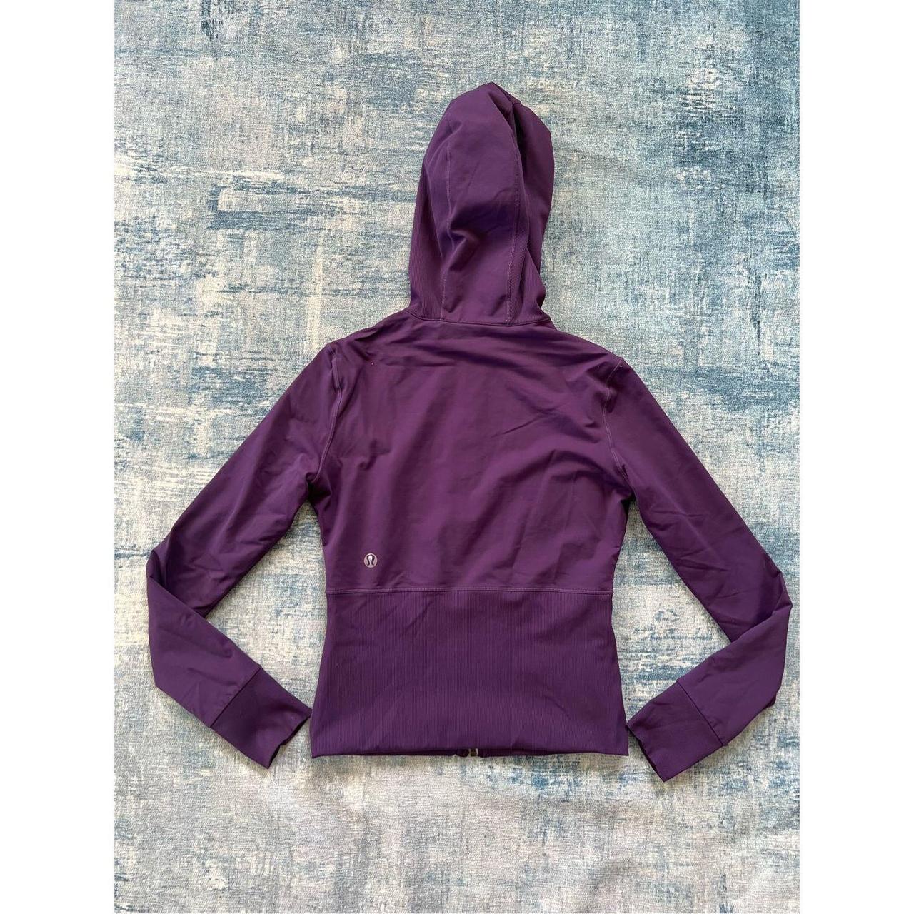 Lululemon Purple Hoodie Size Medium (8)