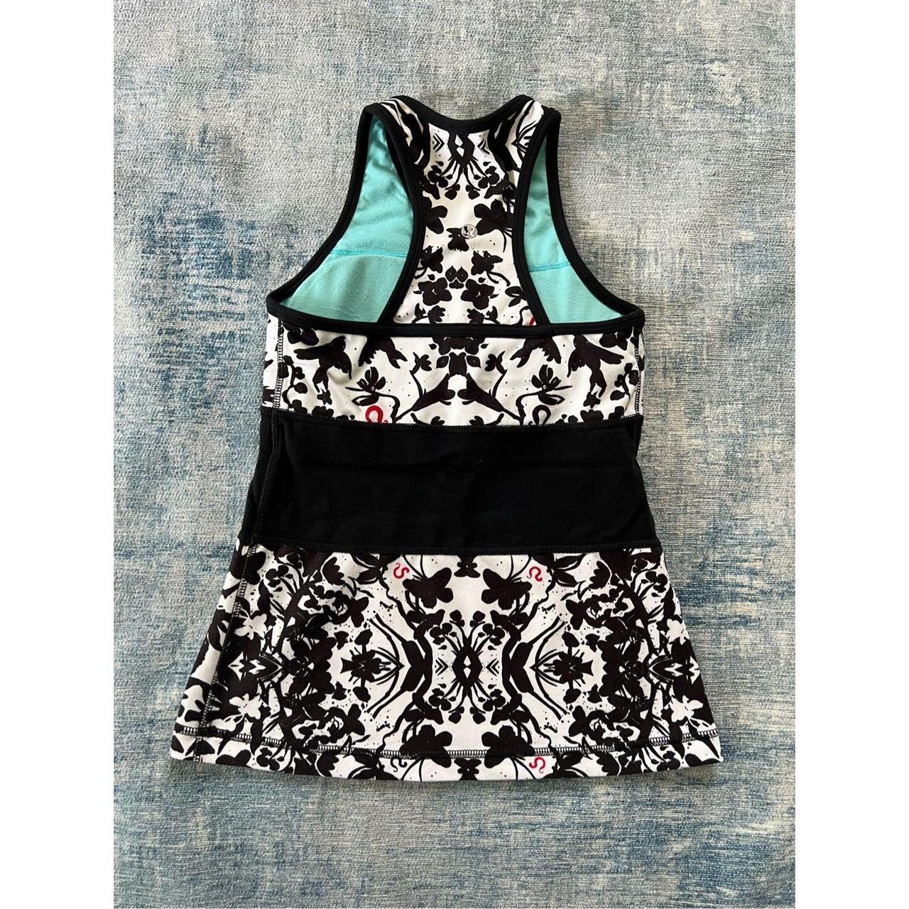 LULULEMON Tank Origami Deep V Tank Size 4 New Women’s