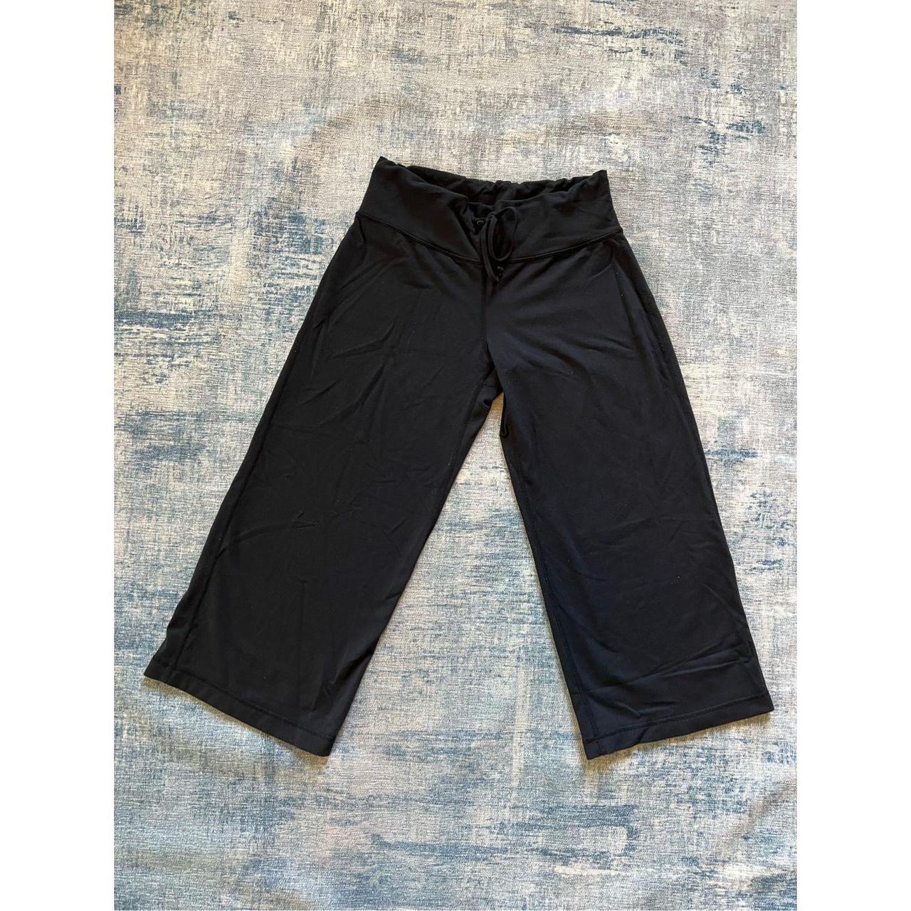 Lululemon Black Shanti Crop Pants Gaucho Culottes - Depop