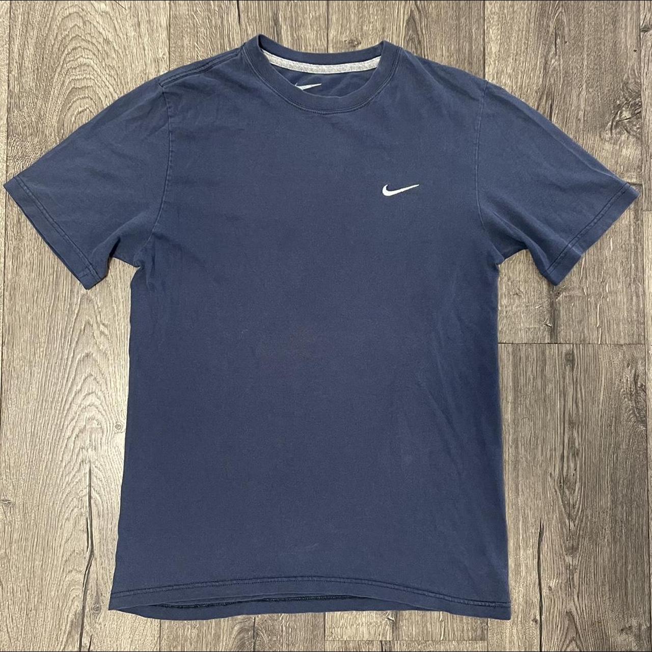 Nike Men's Navy T-shirt | Depop