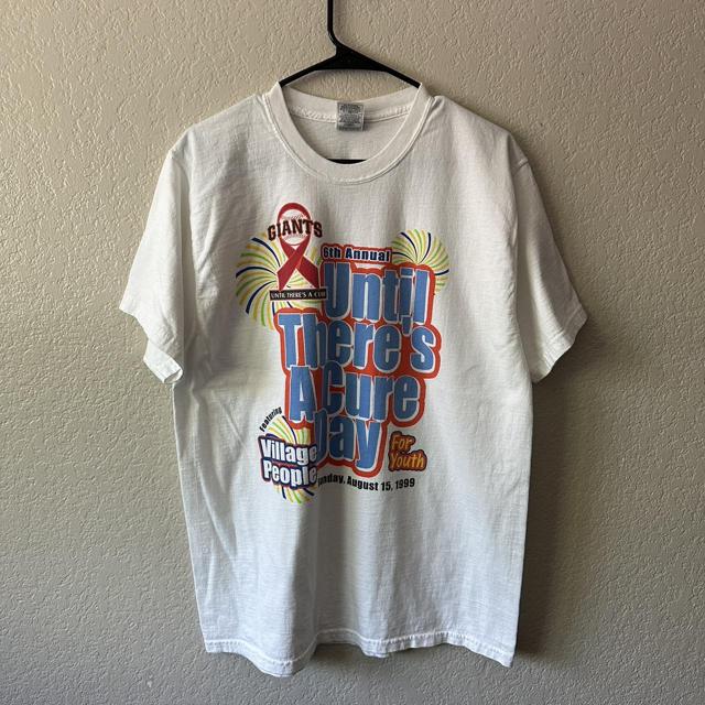 Vintage 80s San Fransisco Giants T-shirt. Graphic - Depop