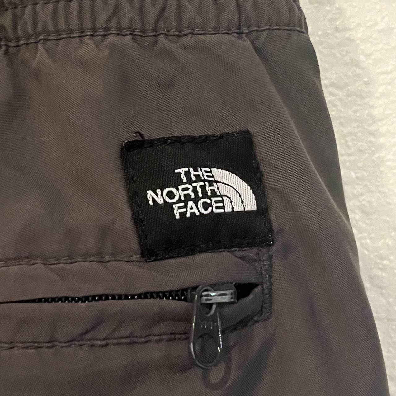 The North Face Convertible Cargo Pants Into Shorts... - Depop