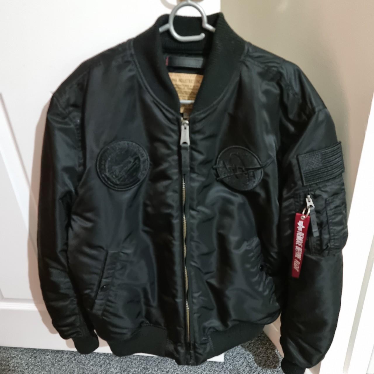 Alpha Industries Men's Black Jacket | Depop