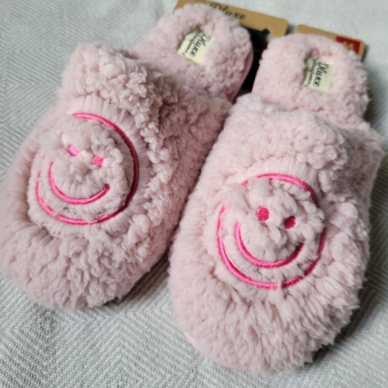 Dearfoams Women's Pink Slippers