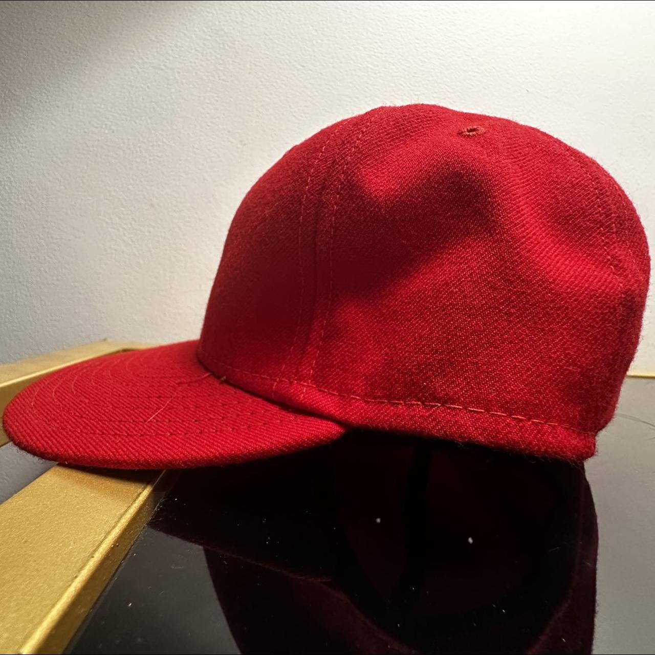 Los Angeles Angels black fitted hat with pink - Depop