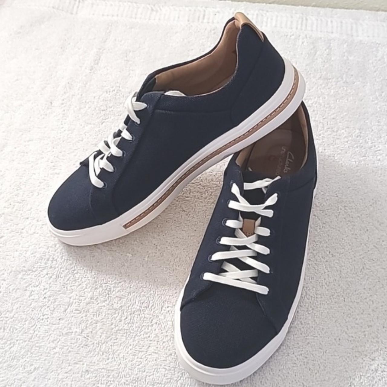 CLARKS Un Maui Lace-Up Canvas Blue Sneaker, size