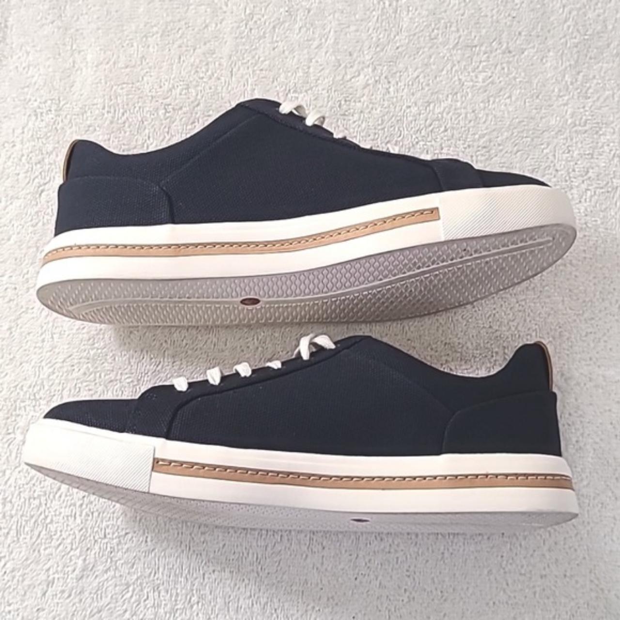 CLARKS Un Maui Lace-Up Canvas Blue Sneaker, size Depop