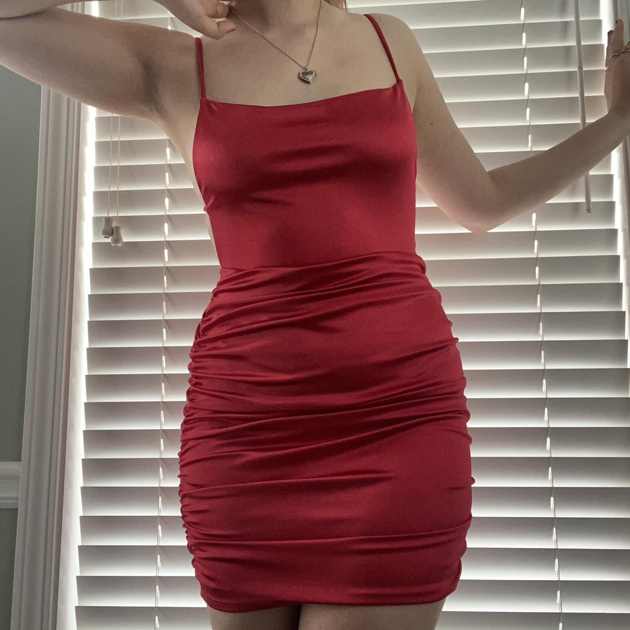 red short Windsor dress perfect for... Depop