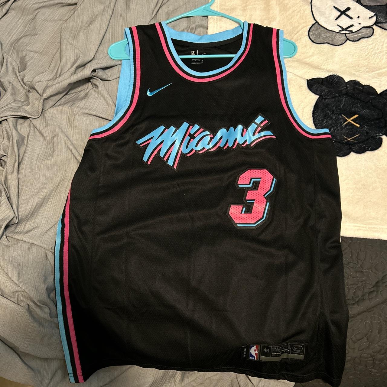 wade vice versa jersey