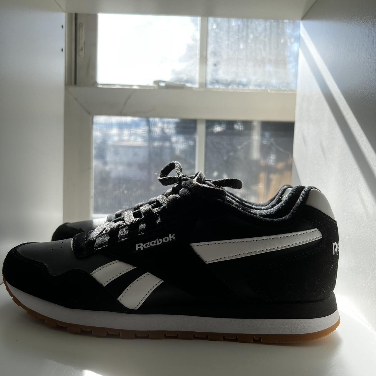 Reebok Men's Black and White Trainers | Depop