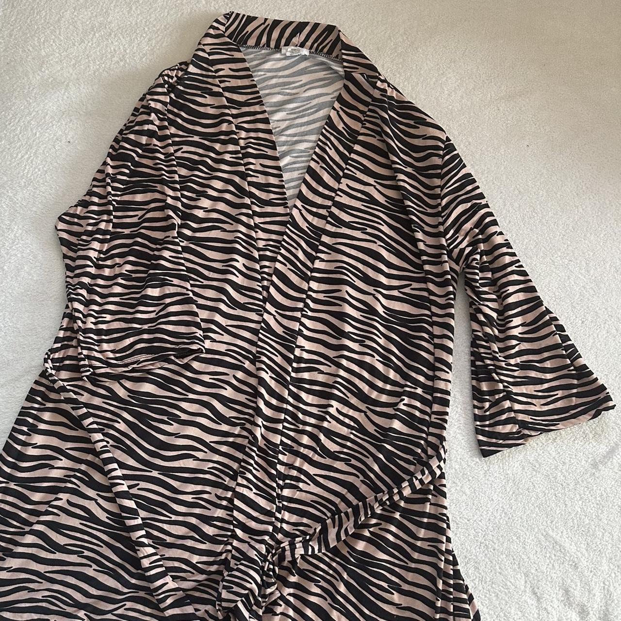 y2k zebra print robe taking offers and dm me for... - Depop