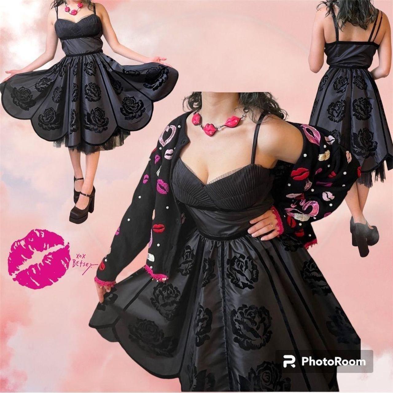 Betsey Johnson black rose velvet satin retro | Depop