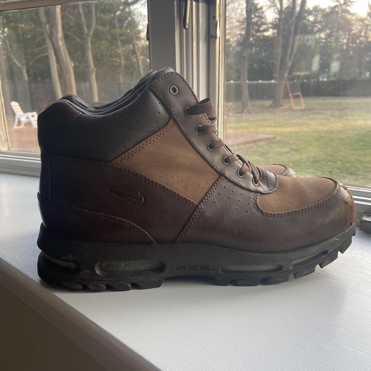 nike acg boots tan