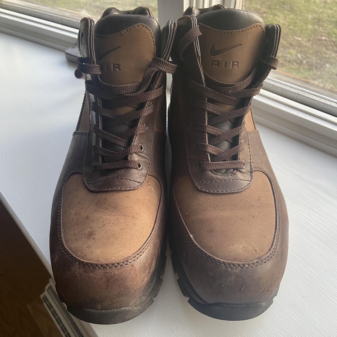 nike acg boots tan