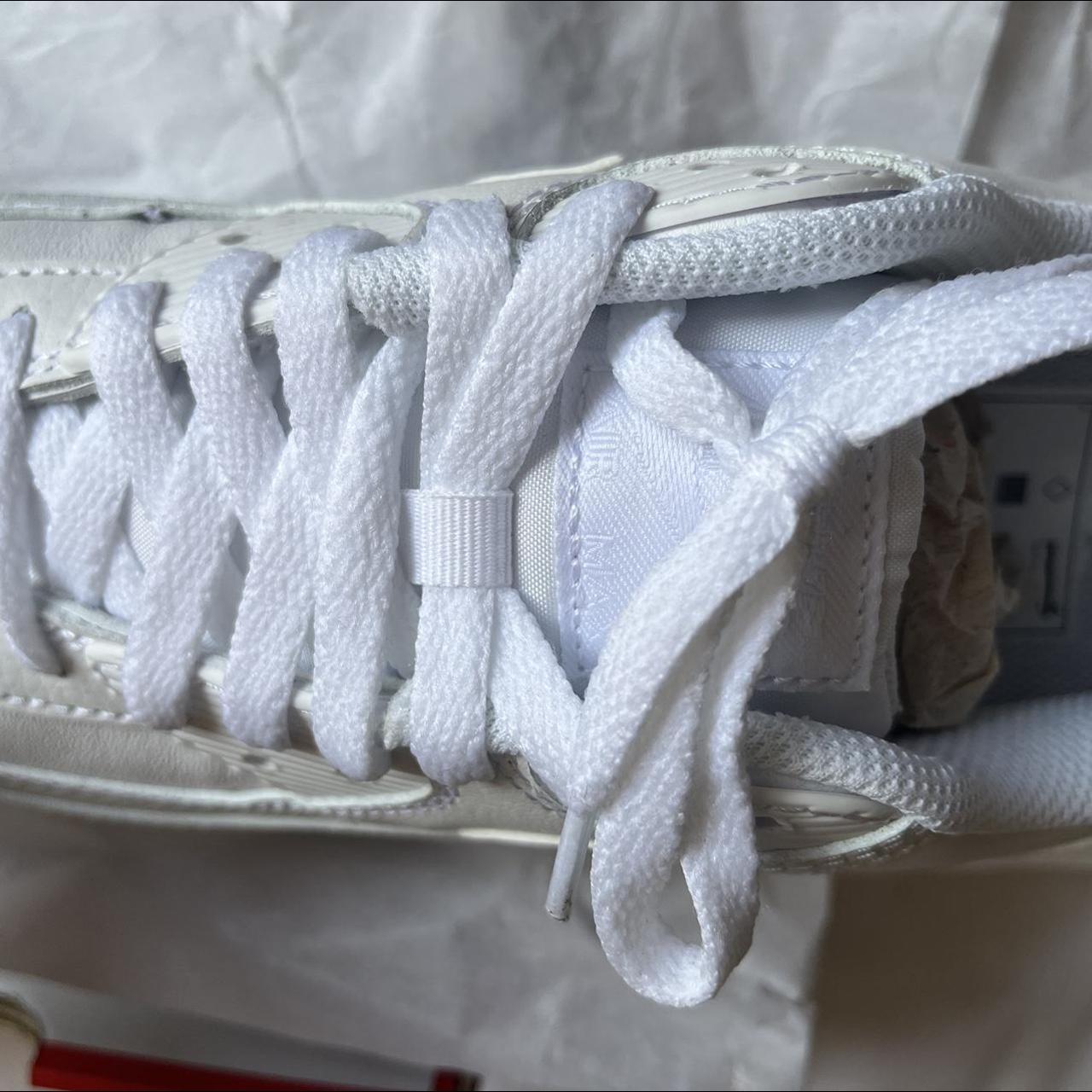 triple white nike shoes
